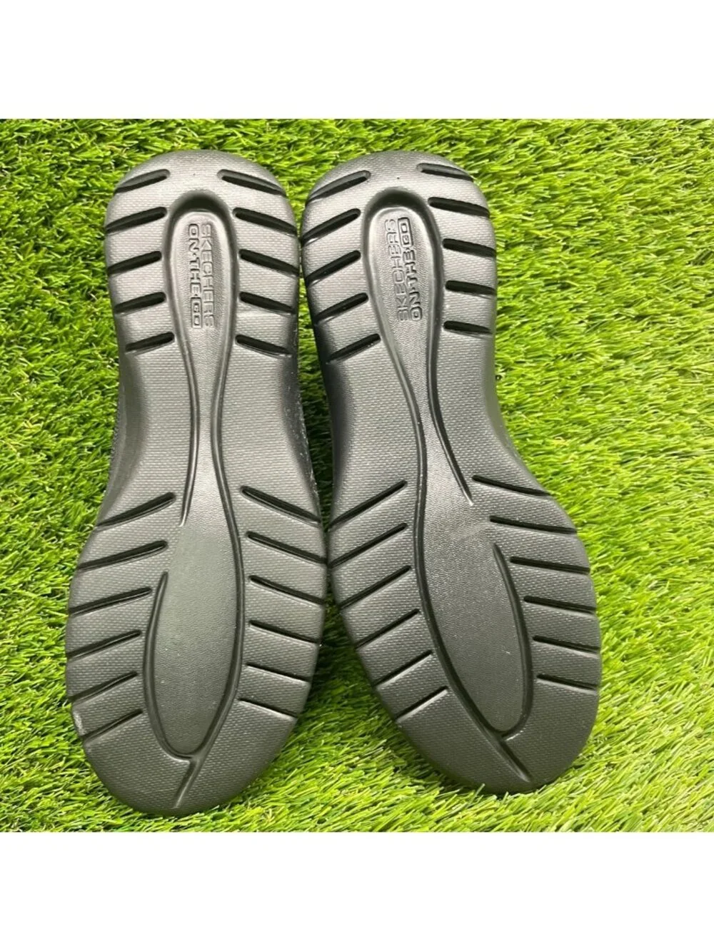 SKECHERS please review